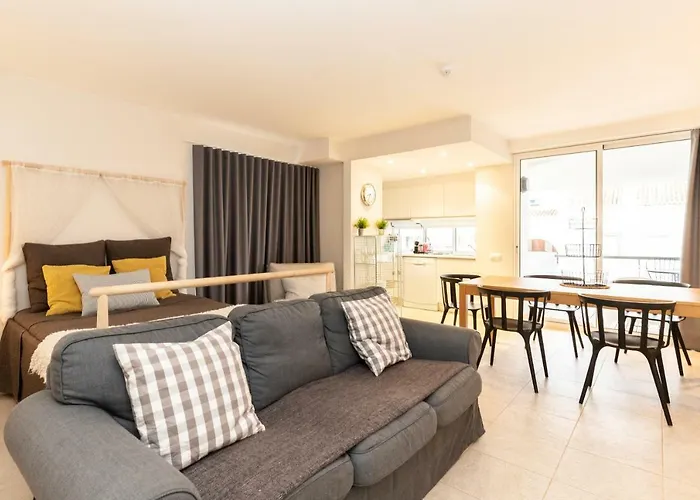 Sea View Apartment