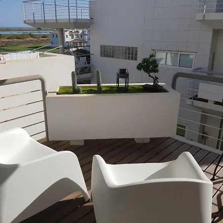 Sea View *